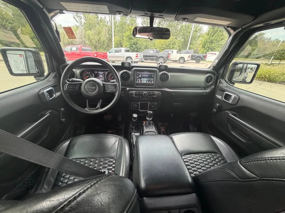 2022 Jeep JT Gladiator - Image 10 of 17
