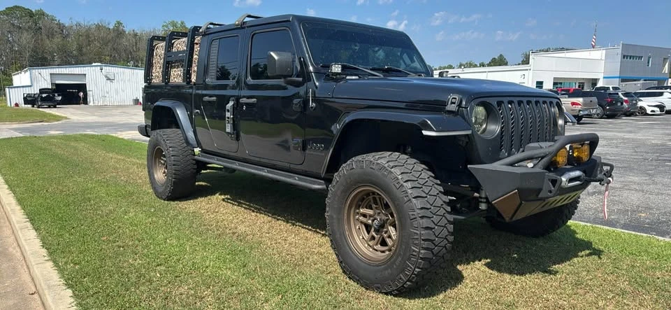 2022 Jeep JT Gladiator - Image 3 of 13