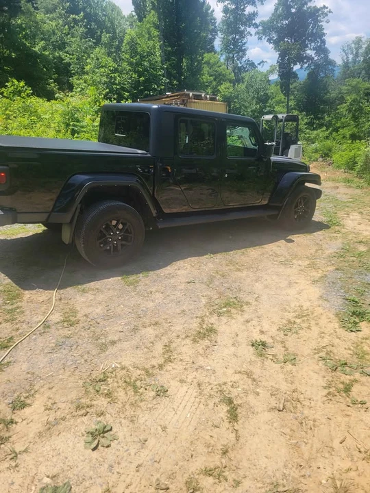 2022 Jeep JT Gladiator - Image 4 of 9