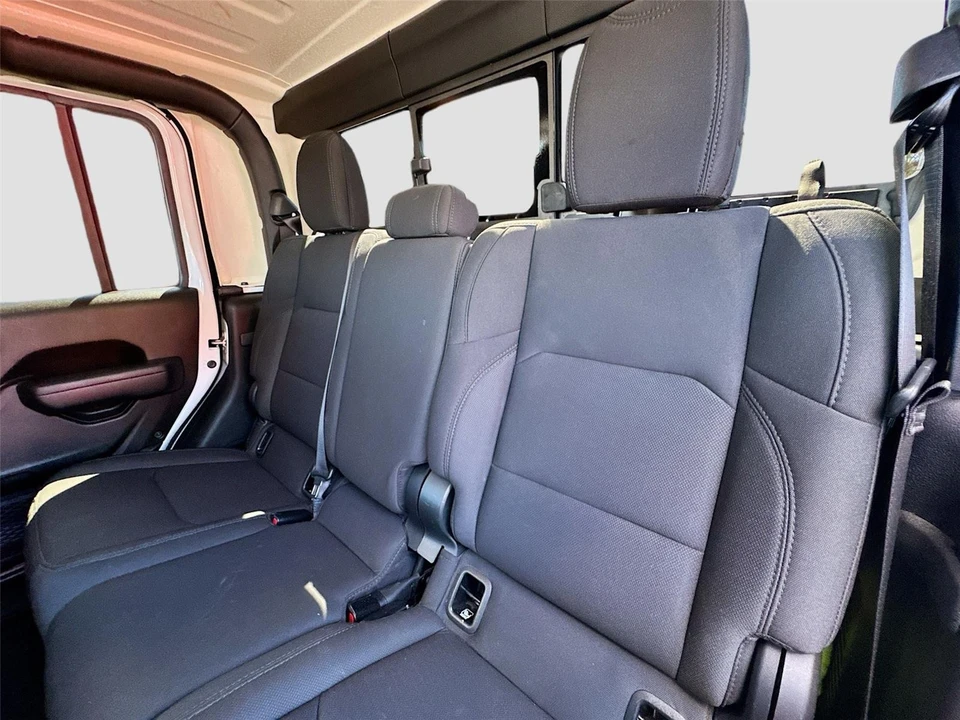 2022 Jeep JT Gladiator - Image 22 of 29