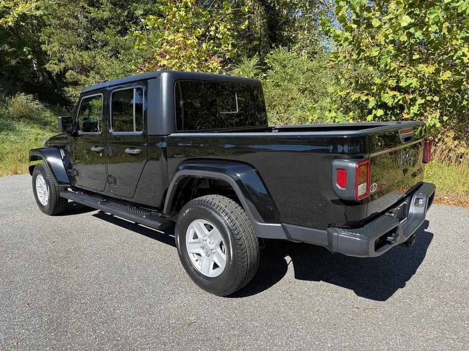 2022 Jeep JT Gladiator - Image 9 of 21