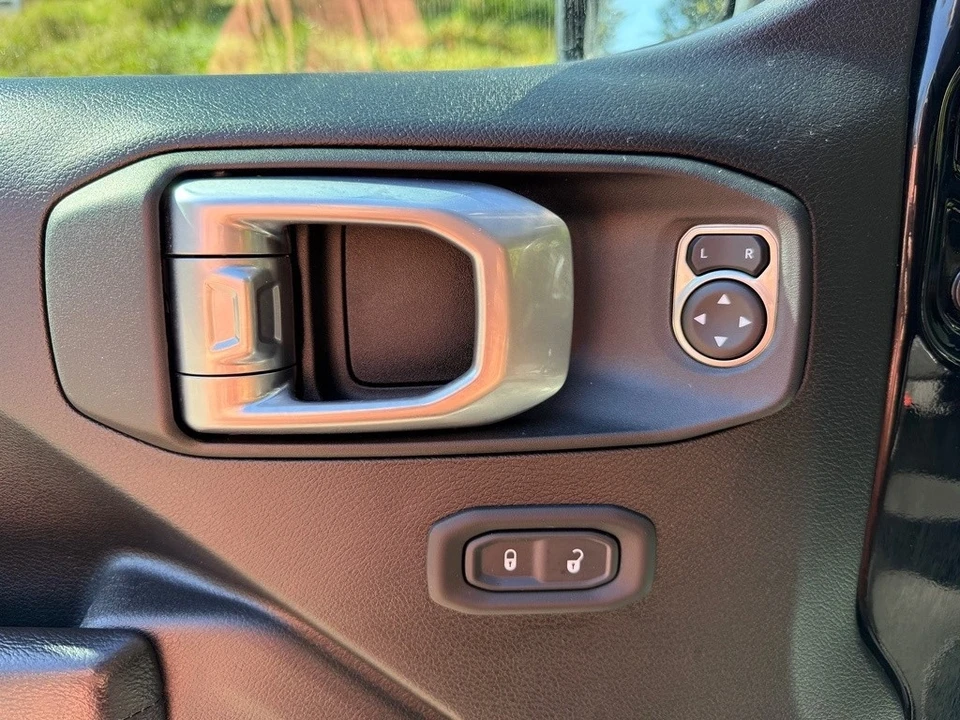2022 Jeep JT Gladiator - Image 13 of 21