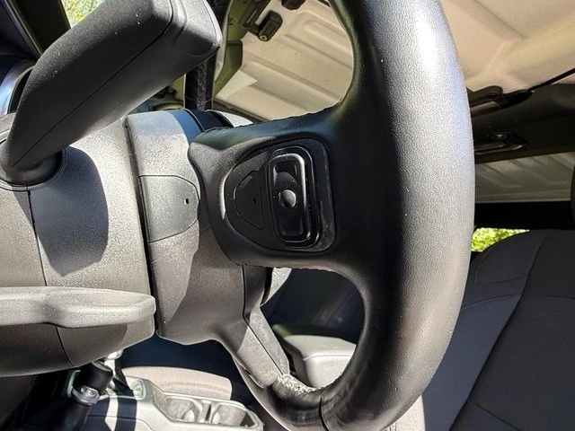 2022 Jeep JT Gladiator - Image 14 of 21