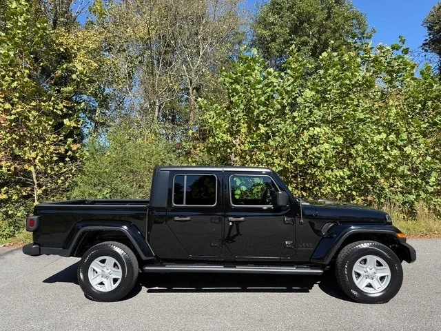 2022 Jeep JT Gladiator - Image 5 of 21