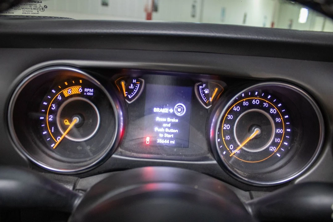 2022 Jeep JT Gladiator - Image 11 of 12