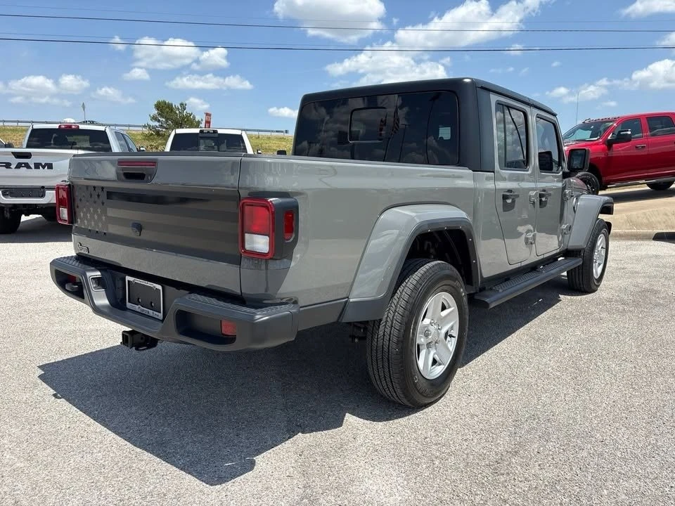 2022 Jeep JT Gladiator - Image 6 of 13