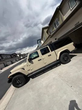 2022 Jeep Gladiator Sport S 4X4