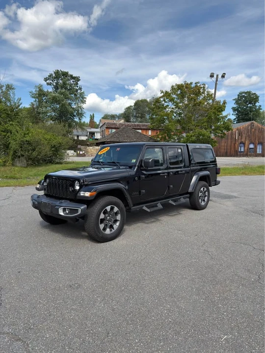 2022 Jeep JT Gladiator - Image 2 of 13