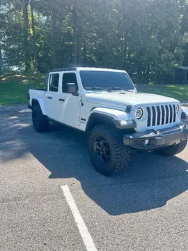 2022 Jeep Gladiator Sport S
