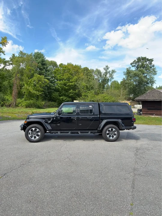 2022 Jeep JT Gladiator - Image 3 of 13