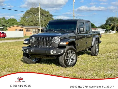 2022 Jeep Gladiator Sport S Pickup 4D 5 ft
