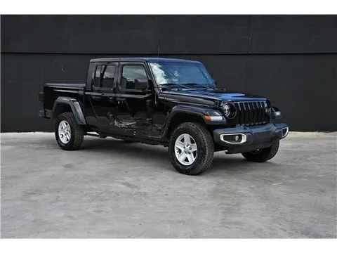 2022 Jeep JT Gladiator - Image 2 of 21