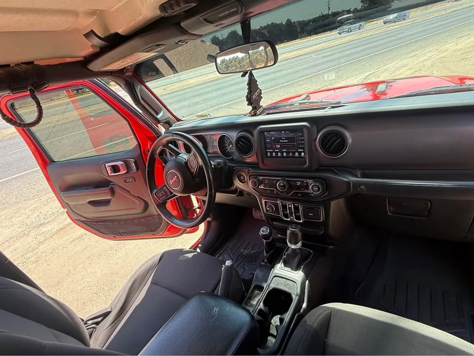 2022 Jeep JT Gladiator - Image 13 of 18