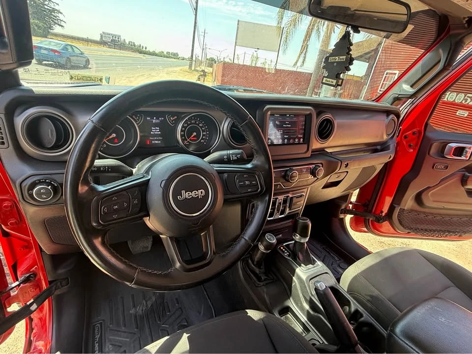2022 Jeep JT Gladiator - Image 17 of 18