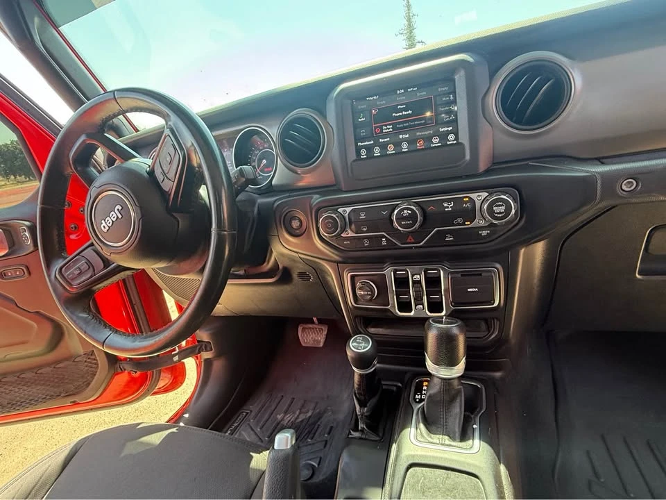 2022 Jeep JT Gladiator - Image 14 of 18