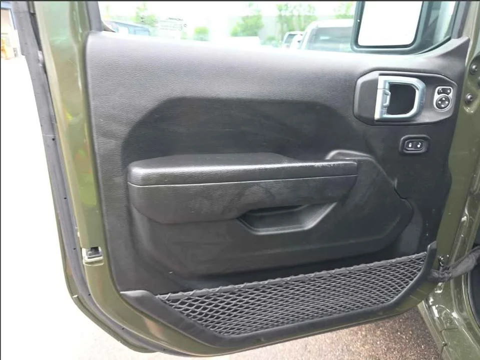 2022 Jeep JT Gladiator - Image 12 of 15