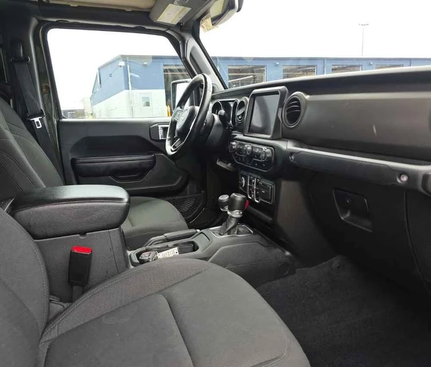 2022 Jeep JT Gladiator - Image 11 of 15