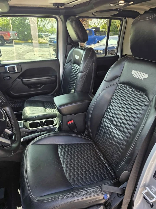 2022 Jeep JT Gladiator - Image 14 of 20