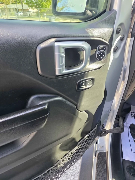 2022 Jeep JT Gladiator - Image 15 of 20