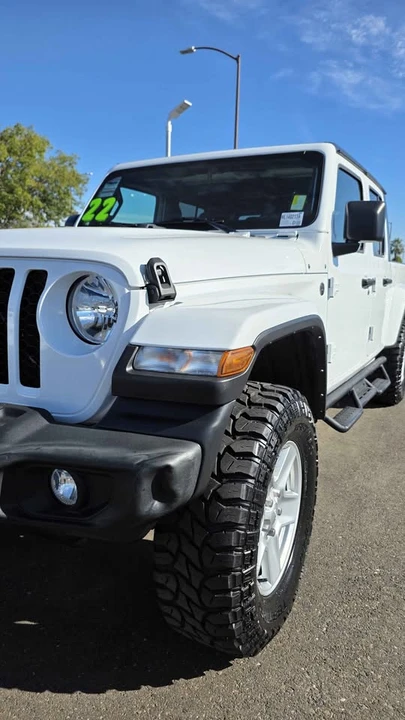 2022 Jeep JT Gladiator - Image 3 of 6