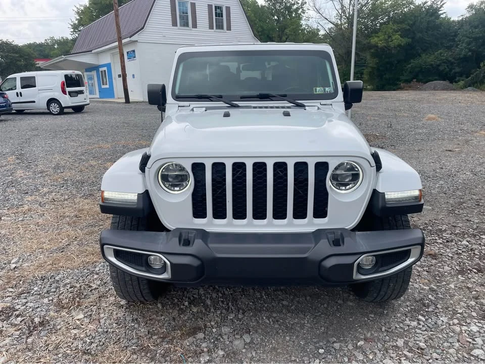 2022 Jeep JT Gladiator - Image 2 of 4