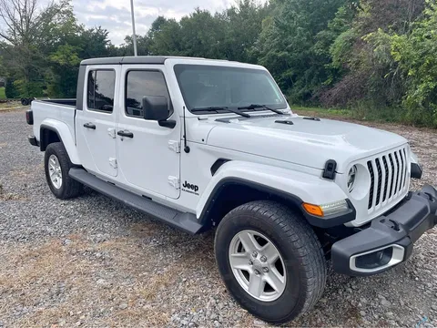 2022 Jeep Gladiator Sport S