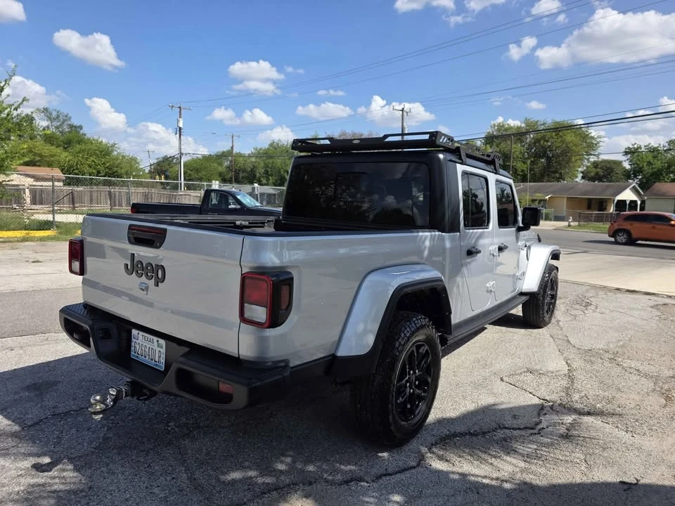 2022 Jeep JT Gladiator - Image 5 of 20