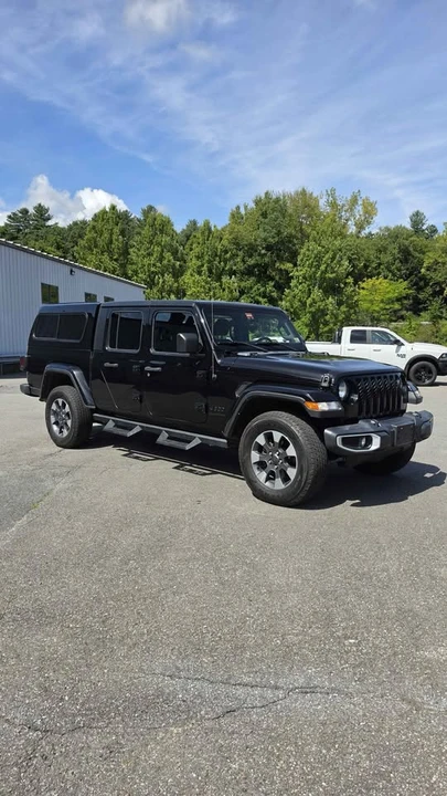 2022 Jeep JT Gladiator - Image 4 of 11