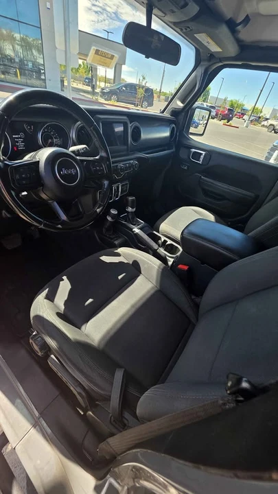 2022 Jeep JT Gladiator - Image 6 of 11