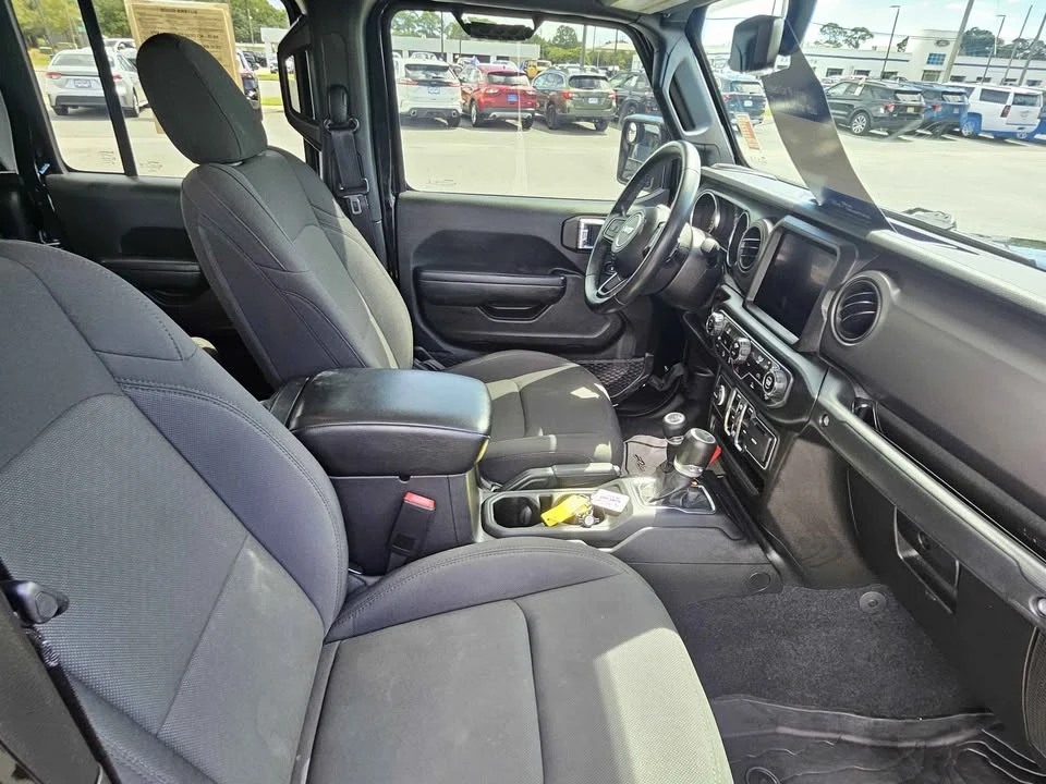 2022 Jeep JT Gladiator - Image 8 of 15