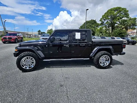 2022 Jeep Gladiator Sport S