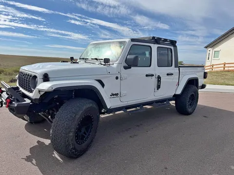 2022 Jeep Gladiator Sport S