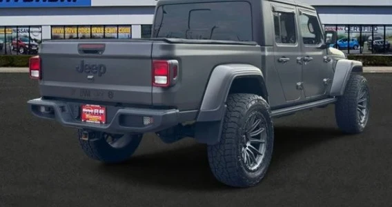 2022 Jeep JT Gladiator - Image 6 of 8