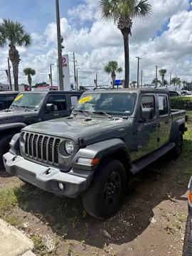 2022 Jeep Gladiator Sport Crew Cab