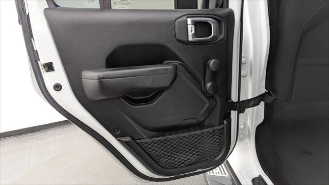 2022 Jeep JT Gladiator - Image 15 of 20