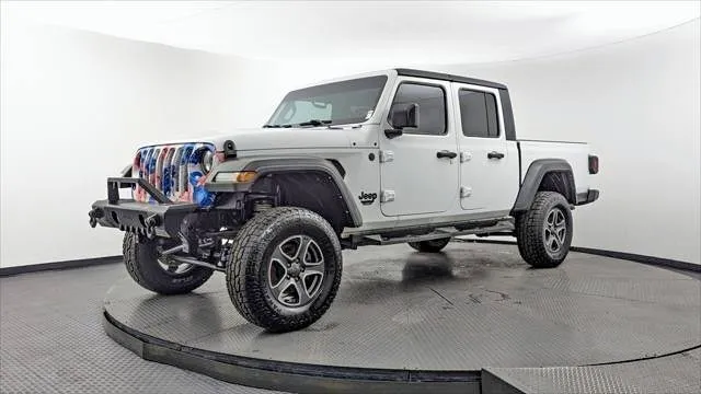 2022 Jeep Gladiator Sport