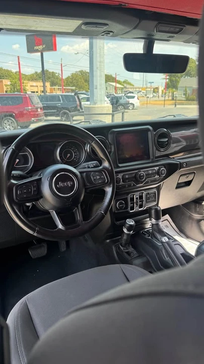 2022 Jeep JT Gladiator - Image 9 of 13