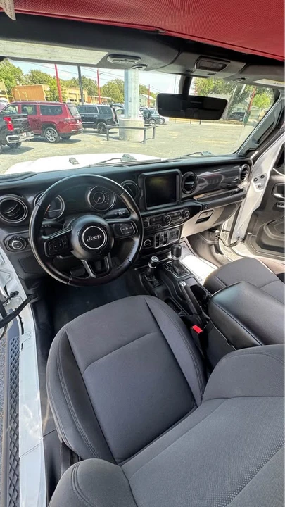 2022 Jeep JT Gladiator - Image 3 of 13