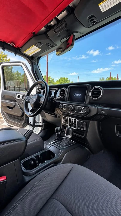 2022 Jeep JT Gladiator - Image 11 of 13