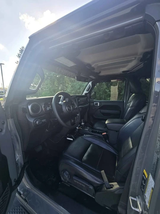 2022 Jeep JT Gladiator - Image 9 of 10