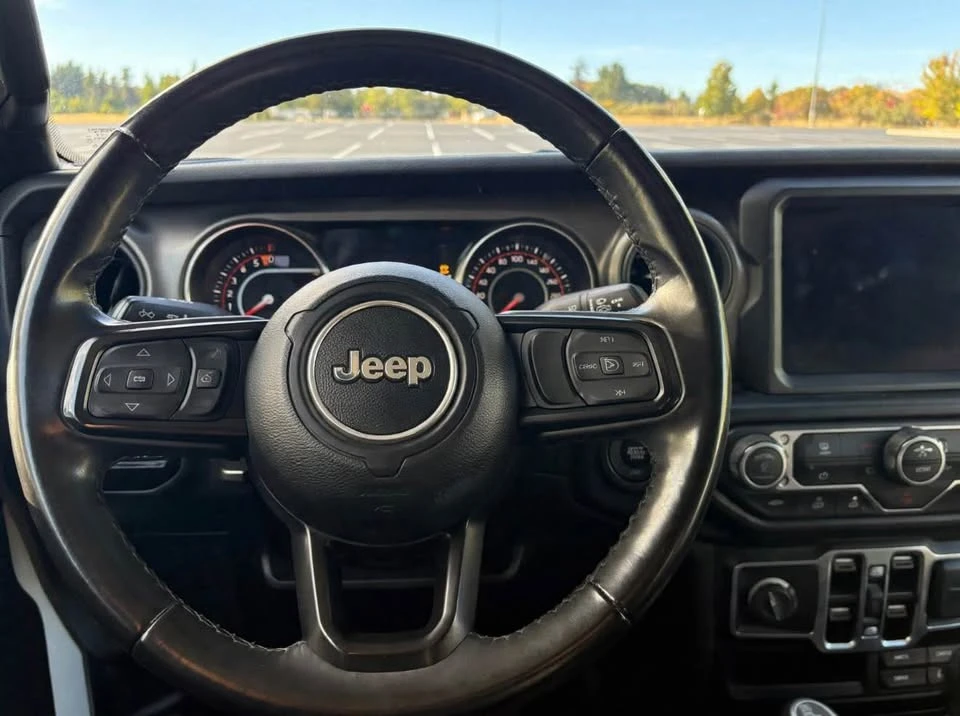 2022 Jeep JT Gladiator - Image 10 of 13