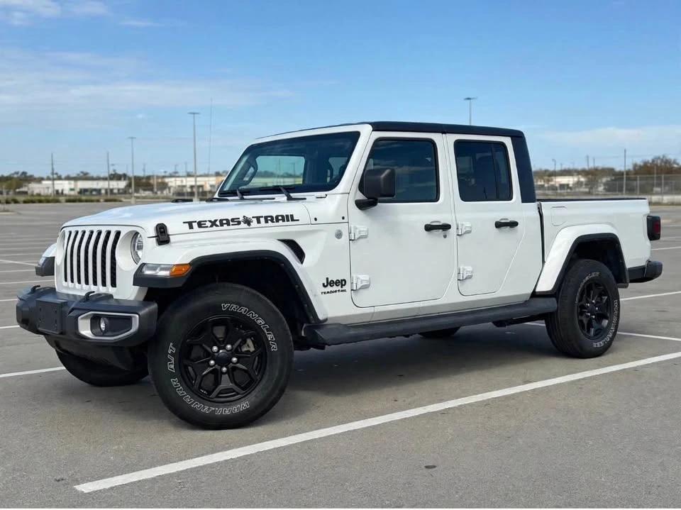 2022 Jeep JT Gladiator - Image 2 of 13