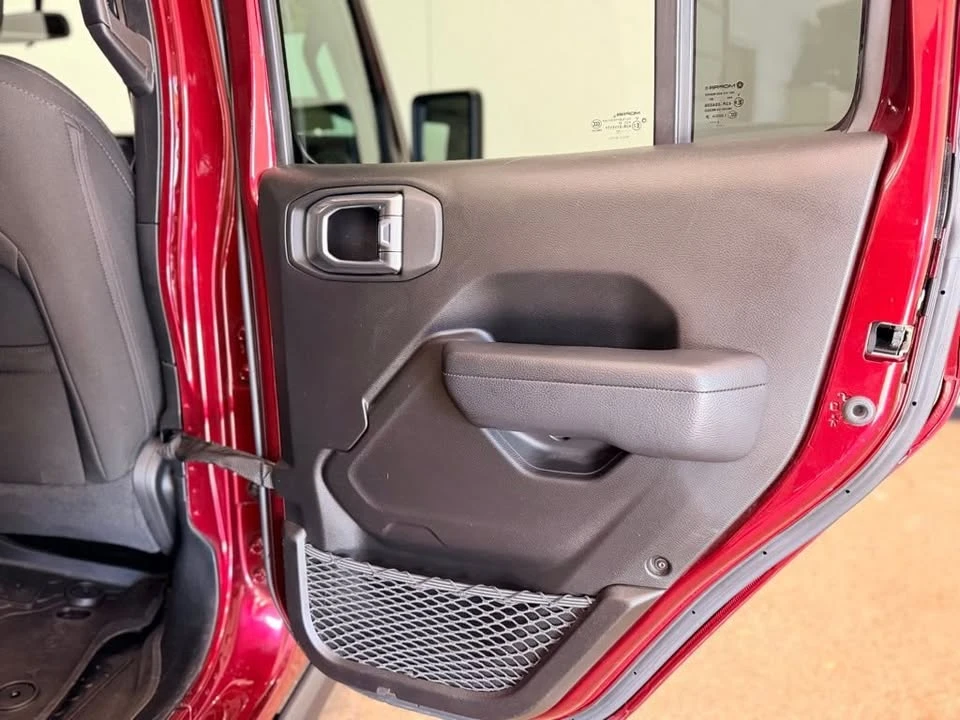 2022 Jeep JT Gladiator - Image 19 of 20