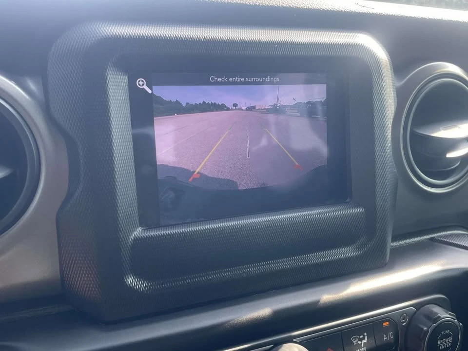 2022 Jeep JT Gladiator - Image 16 of 17