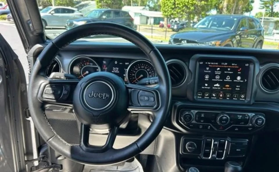 2022 Jeep JT Gladiator - Image 10 of 10