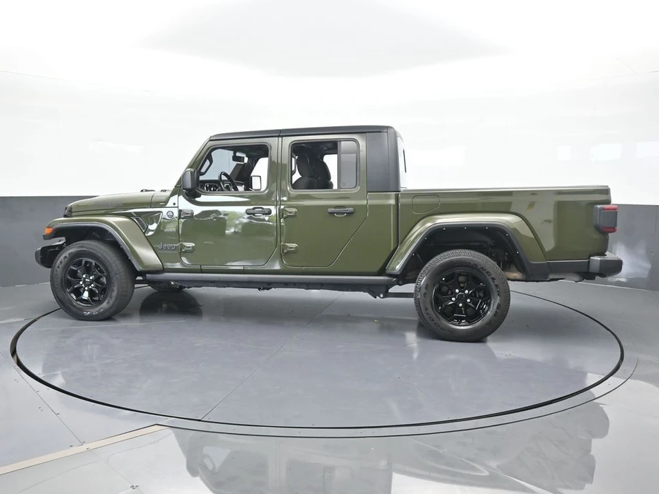 2022 Jeep JT Gladiator - Image 3 of 12