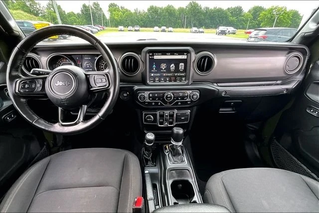 2022 Jeep JT Gladiator - Image 8 of 15