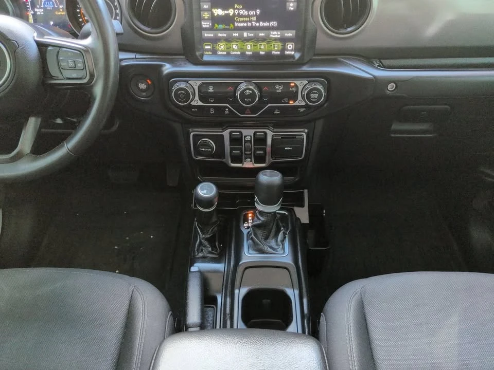 2022 Jeep JT Gladiator - Image 14 of 20