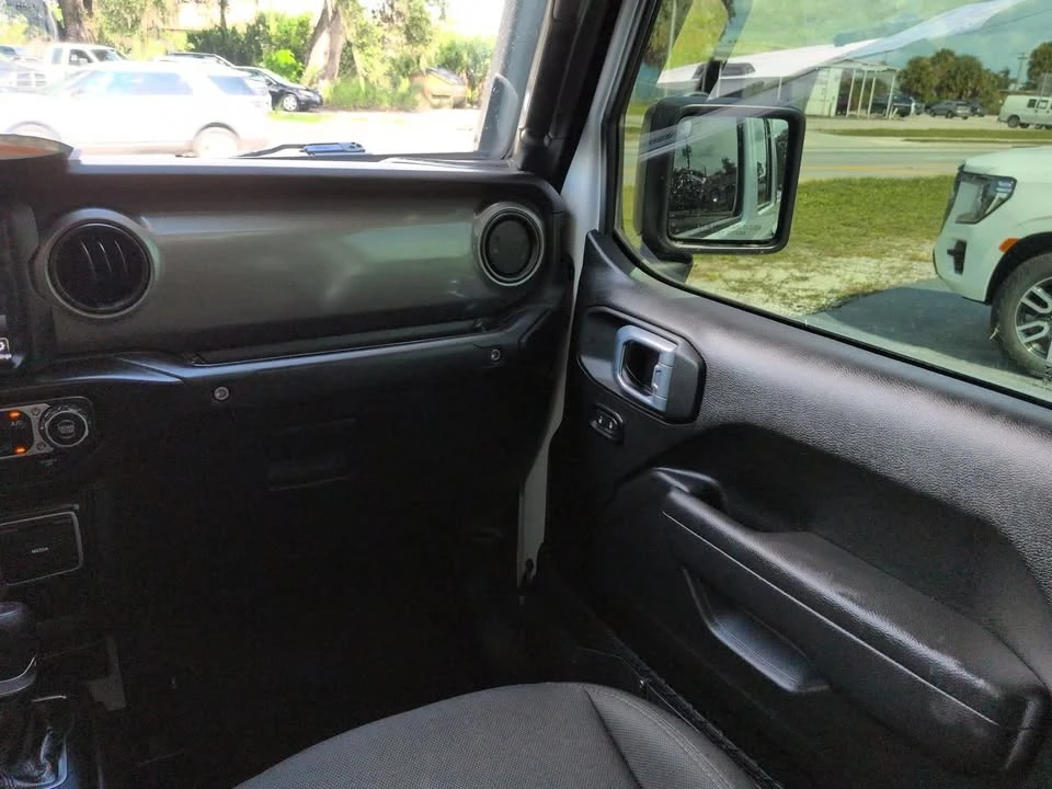 2022 Jeep JT Gladiator - Image 12 of 20