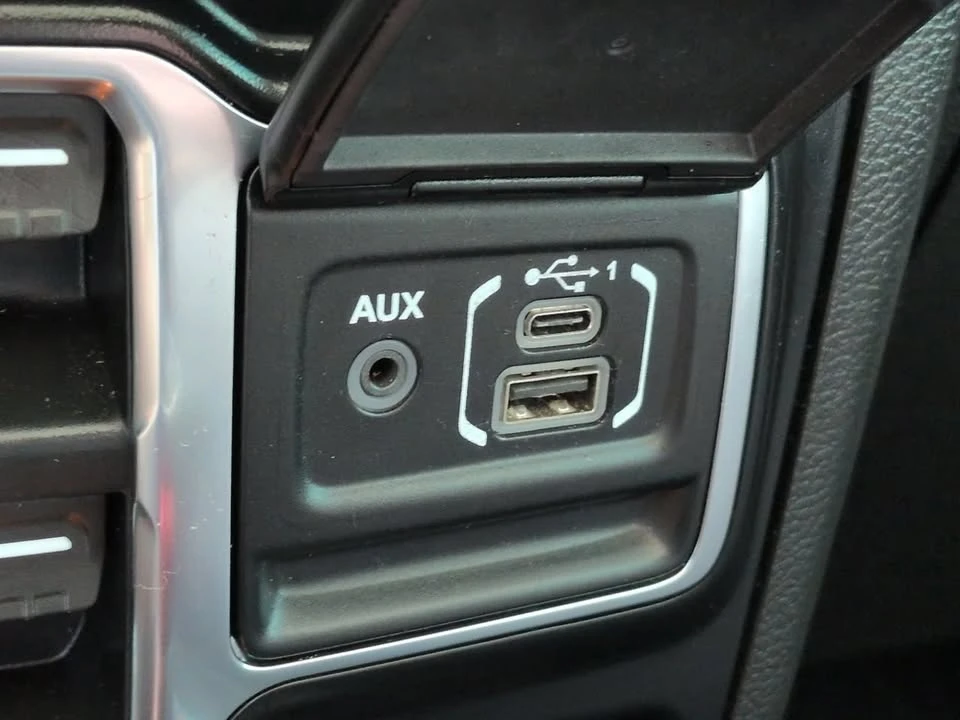 2022 Jeep JT Gladiator - Image 16 of 20